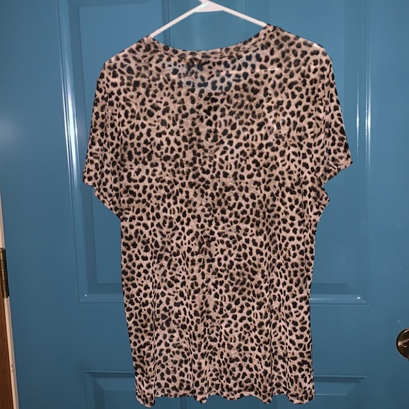 Leopard Top - Picture 3 of 3